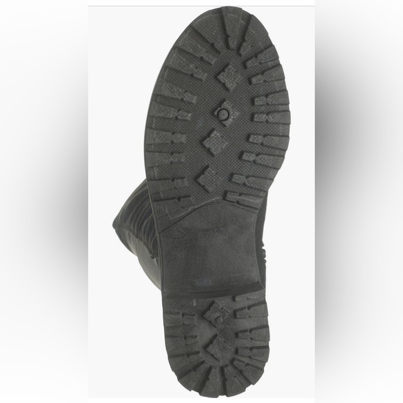 NWT Dirty Laundry Manhattan Lug Sole Over The Knee Boot - Picture 5 of 5